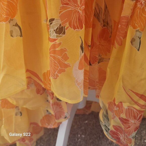 Vince Camuto Floral Maxi Dress. NWT. Size 14 - Picture 4 of 16